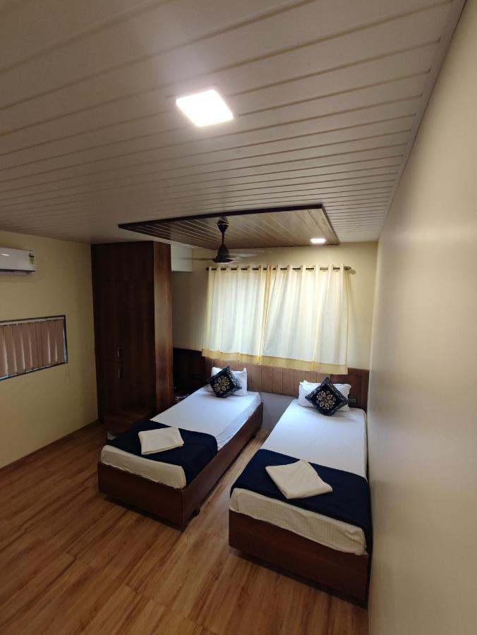 Hotel Starlit Navi Mumbai Dış mekan fotoğraf