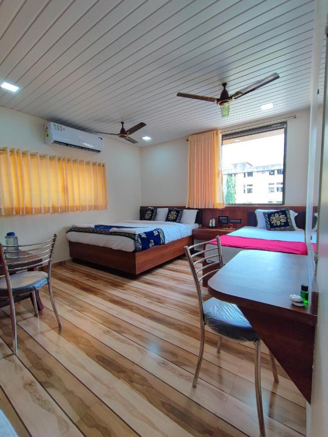 Hotel Starlit Navi Mumbai Dış mekan fotoğraf