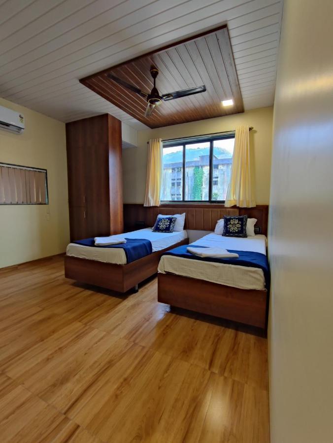 Hotel Starlit Navi Mumbai Dış mekan fotoğraf